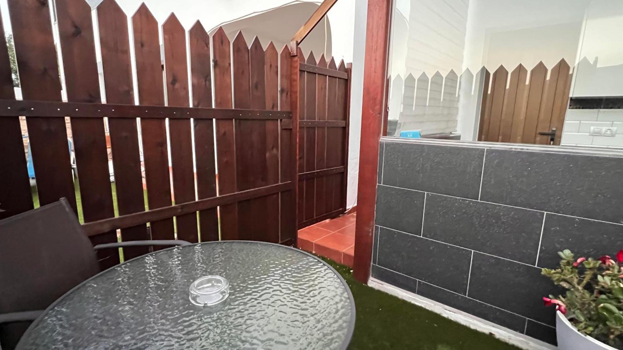 Estudio Agradable, Con Jacuzzi, Terraza Y Barbacoa, Totalmente Independiente Apartment Corralejo Exterior photo