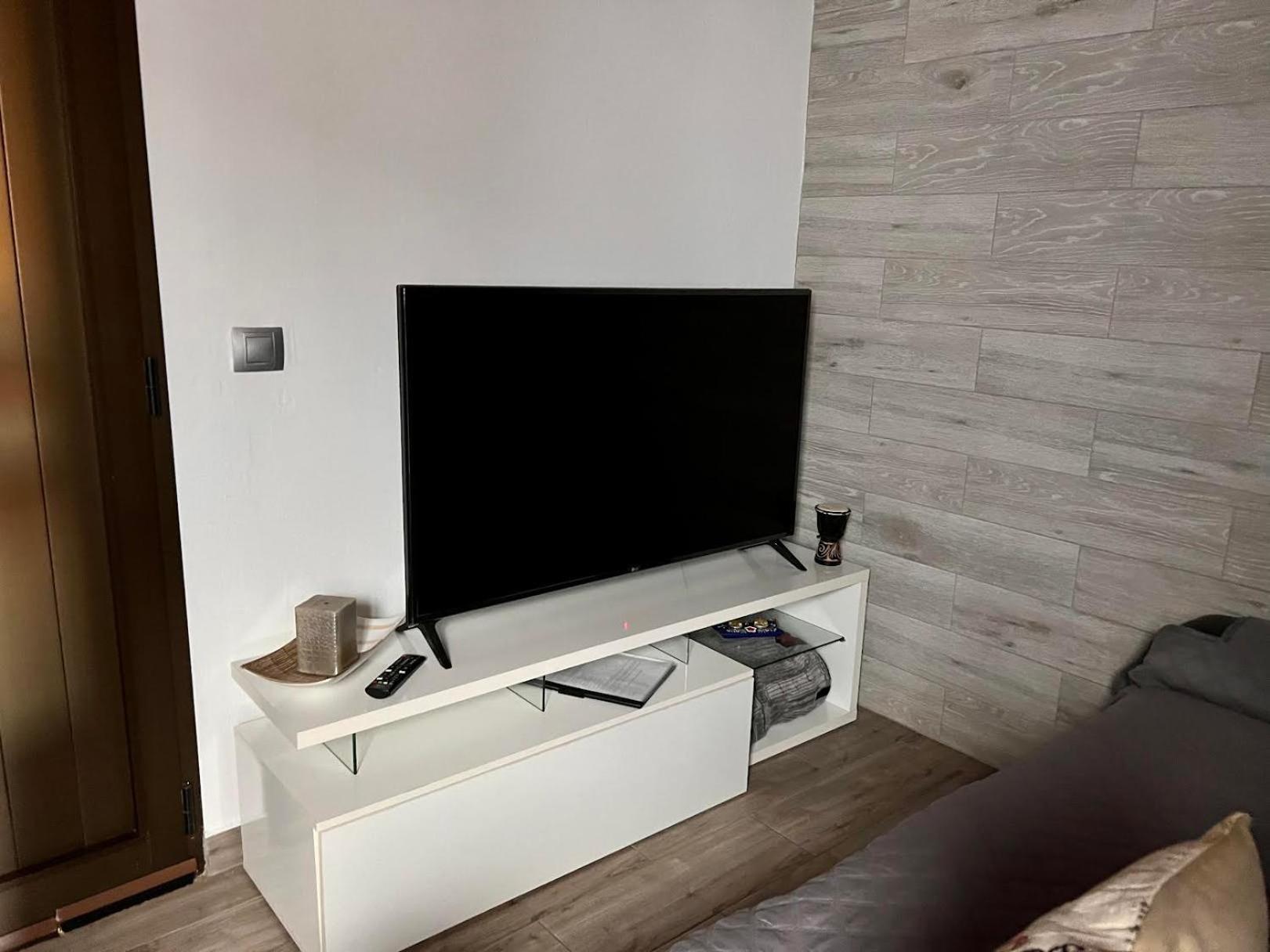 Estudio Agradable, Con Jacuzzi, Terraza Y Barbacoa, Totalmente Independiente Apartment Corralejo Exterior photo